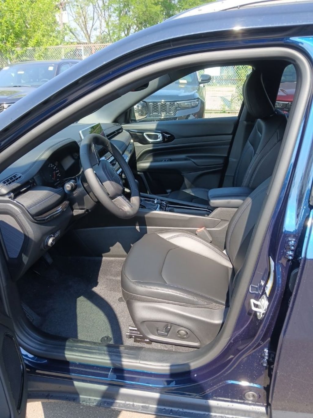 New 2026 Jeep Compass LIMITED ALTITUDE 4X4 Sport Utility