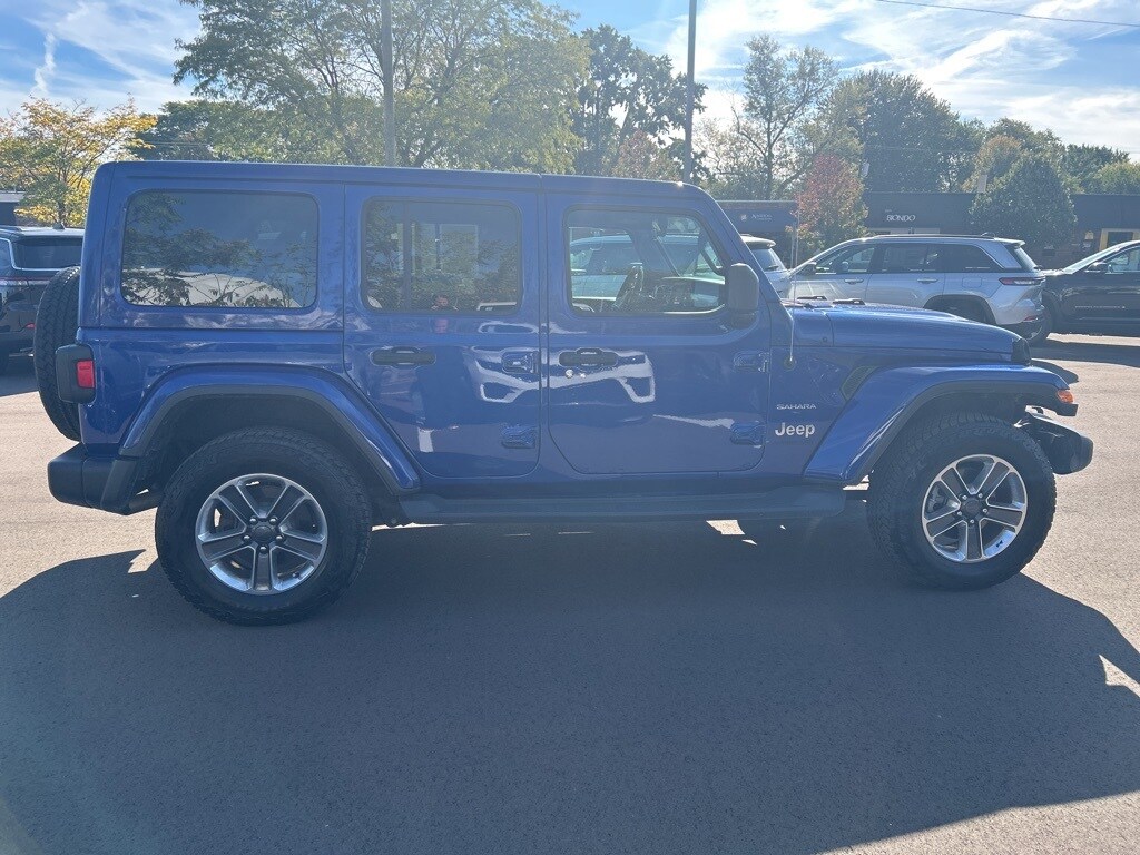 2018 Jeep Wrangler Unlimited Sahara photo 4