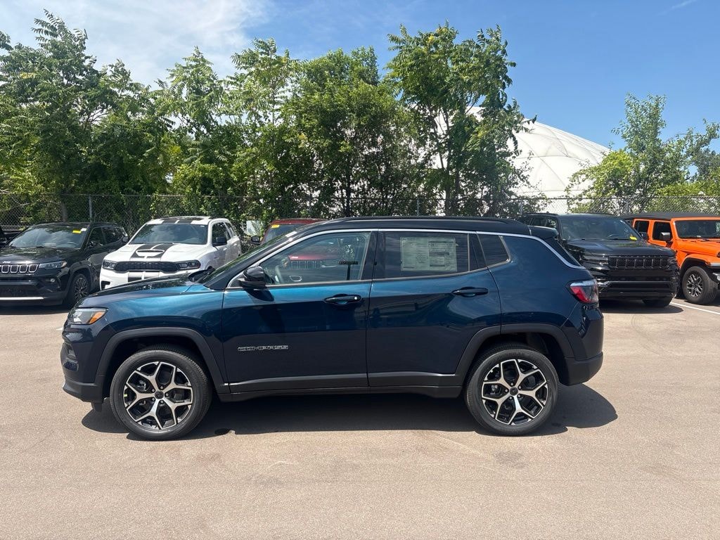 New 2026 Jeep Compass LIMITED 4X4 Sport Utility