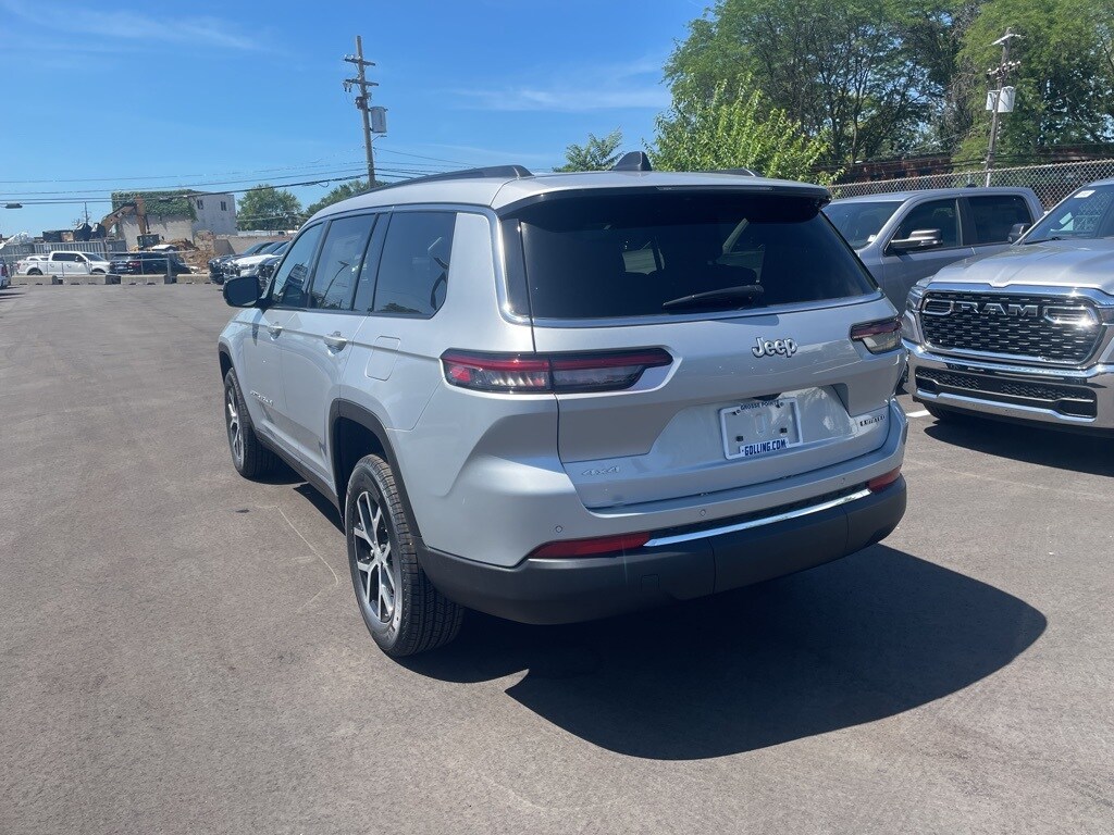 2025 Jeep Grand Cherokee Limited photo 4