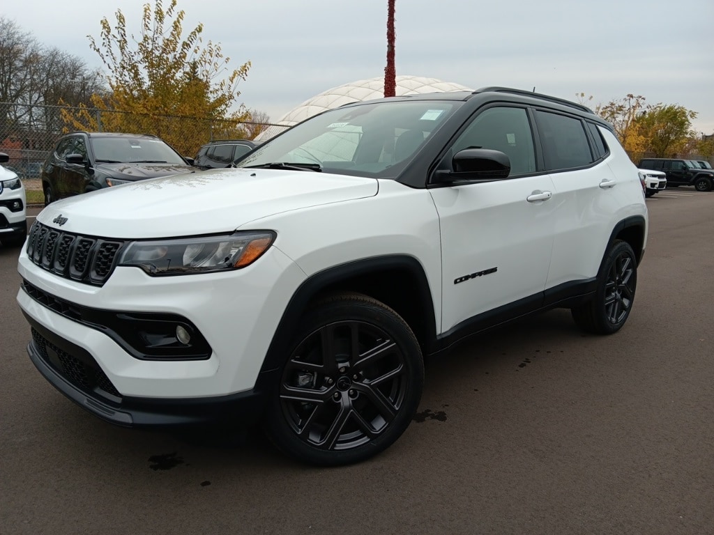 2026 Jeep Compass Limited Altitude's photo