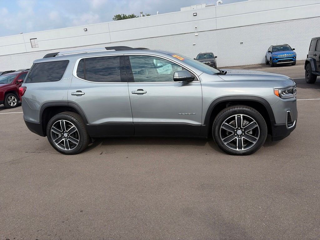 Used 2023 GMC Acadia SLT SUV