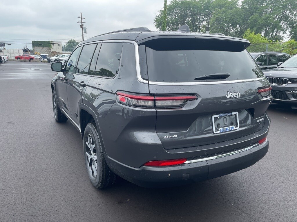 2025 Jeep Grand Cherokee Limited photo 4