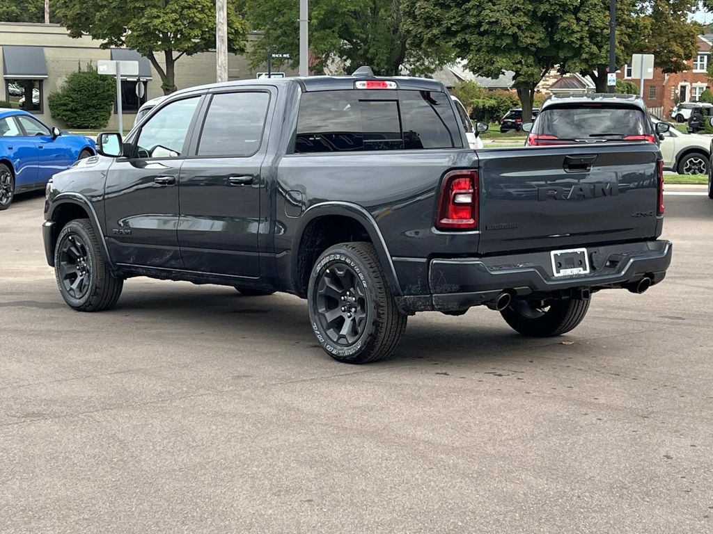 New 2026 Ram 1500 BIG HORN CREW CAB 4X4 5'7 BOX Pickup