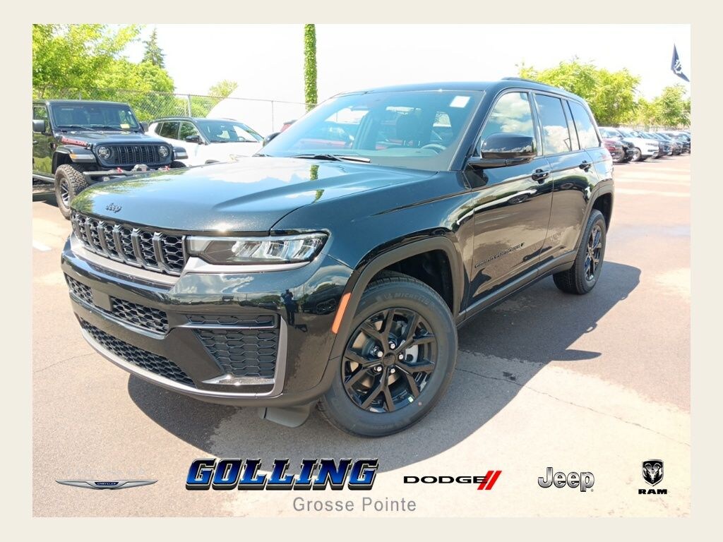 Used 2026 Jeep Grand Cherokee Altitude SUV