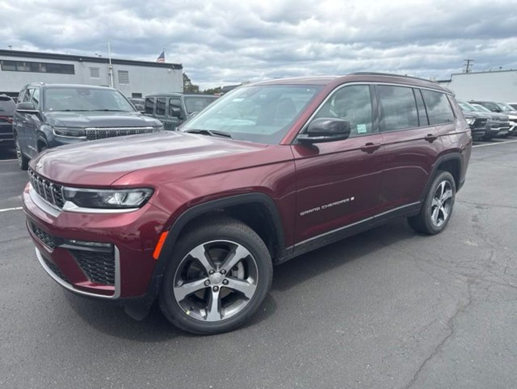 New 2026 Jeep Grand Cherokee L LIMITED 4X4 Sport Utility