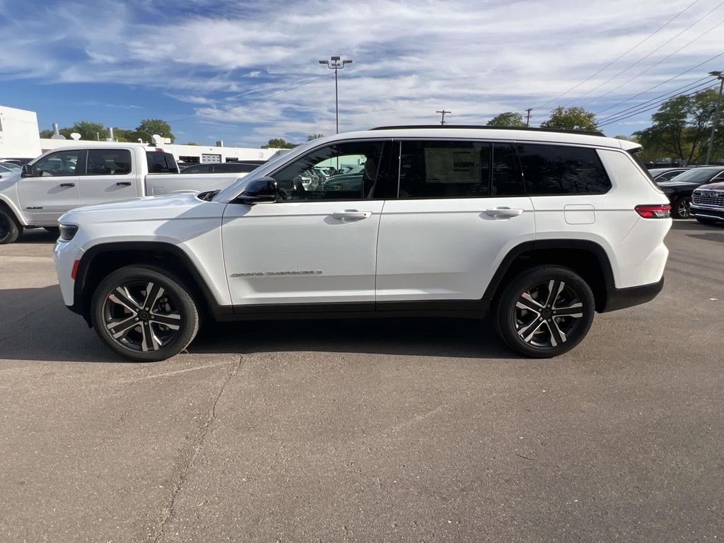 New 2027 Jeep Grand Cherokee L LIMITED 4X4 Sport Utility