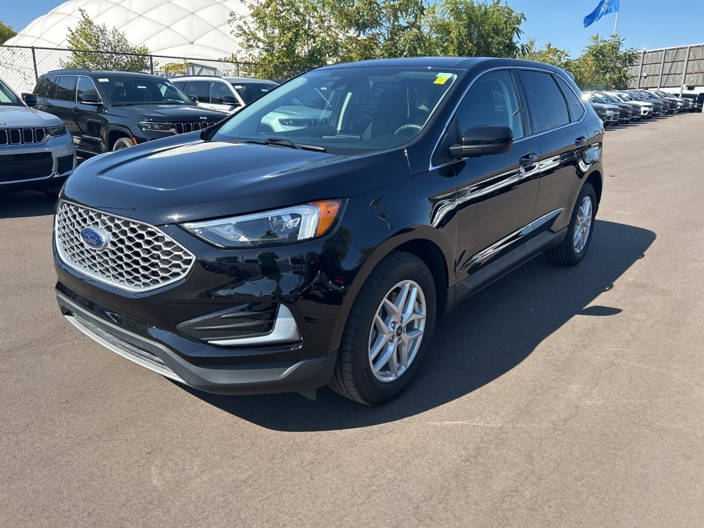 2023 Ford Edge SEL's photo