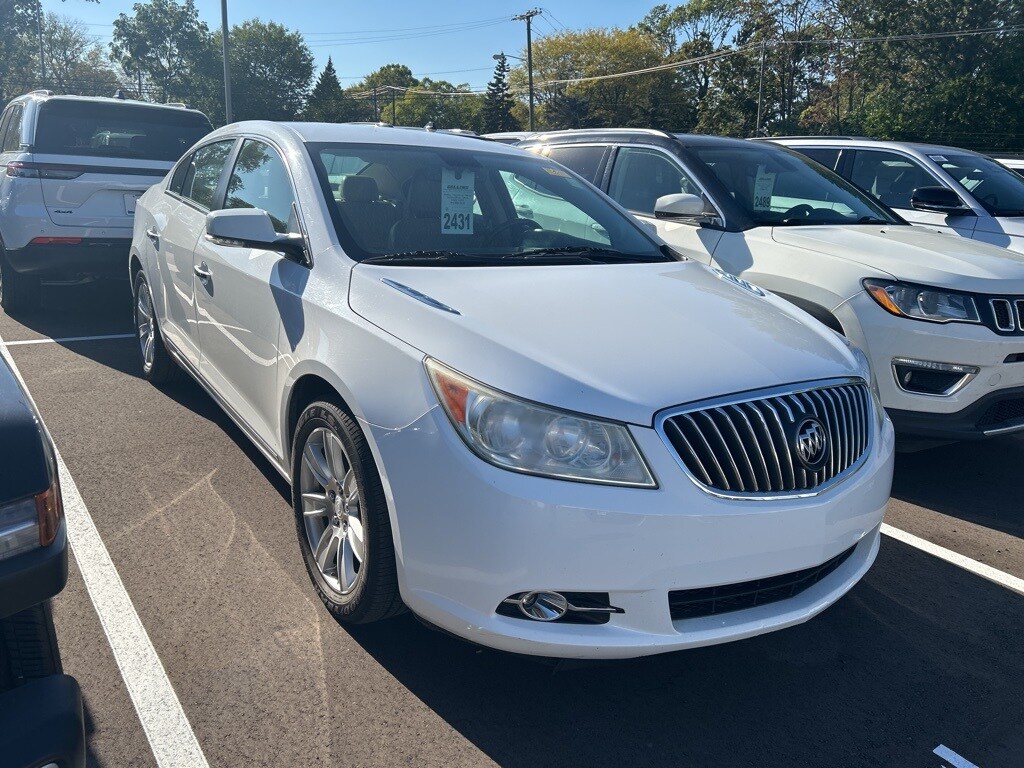 2013 Buick LaCrosse Leather photo 2