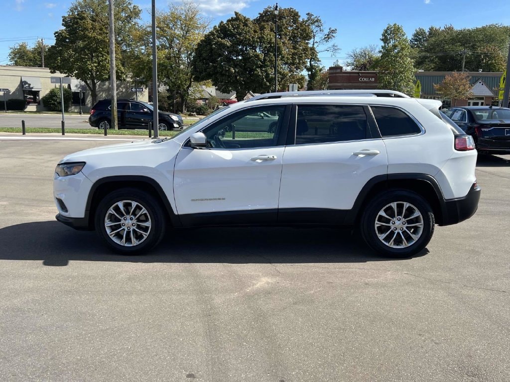 Used 2019 Jeep Cherokee Latitude Plus with VIN 1C4PJMLN5KD207733 for sale in Detroit, MI