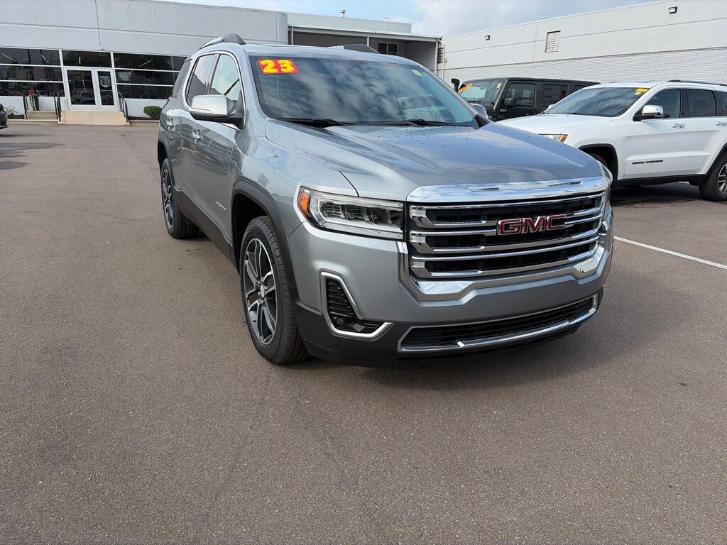 Used 2023 GMC Acadia SLT SUV