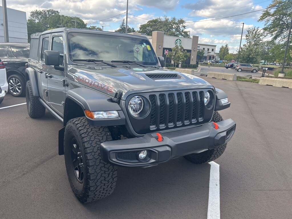 2022 Jeep Gladiator Mojave photo 2