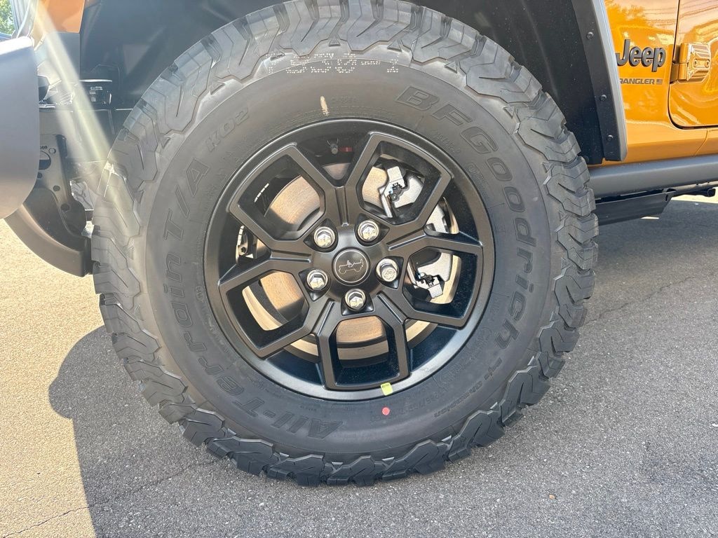 New 2026 Jeep Wrangler 4-DOOR WILLYS Sport Utility