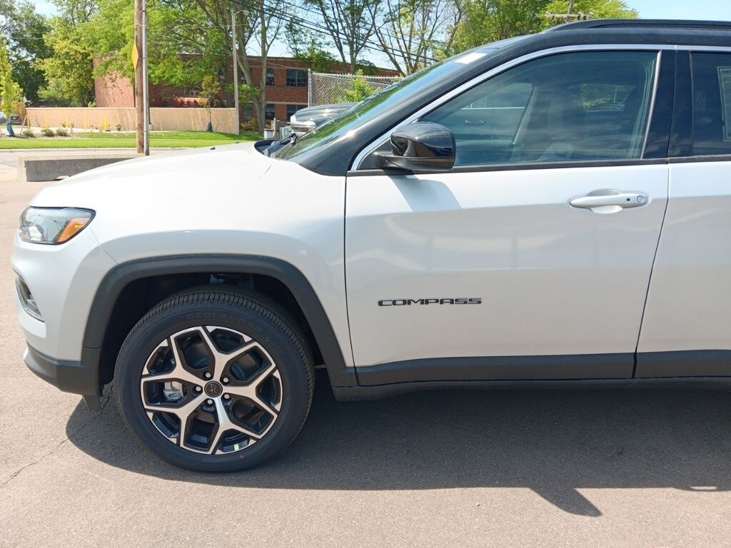 New 2026 Jeep Compass LIMITED 4X4 Sport Utility