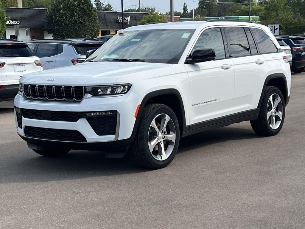 New 2026 Jeep Grand Cherokee LIMITED 4X4 Sport Utility