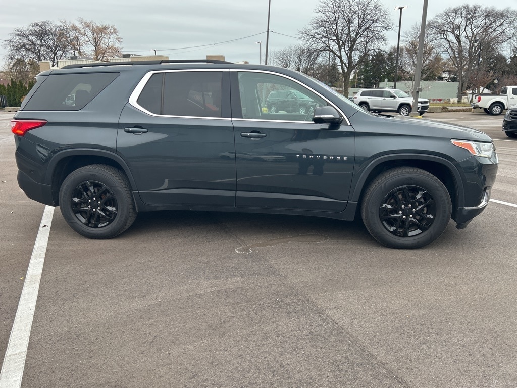 Used 2019 Chevrolet Traverse LT SUV