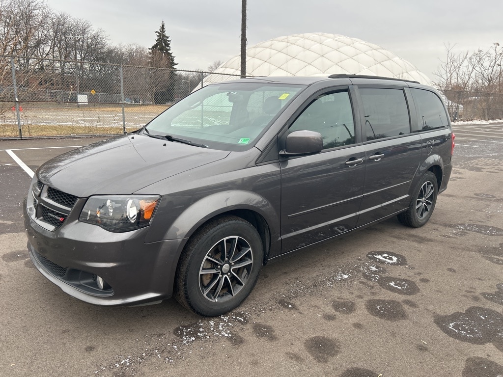 2017 Dodge Grand Caravan GT's photo