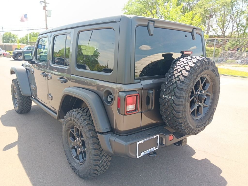New 2026 Jeep Wrangler 4-DOOR WILLYS Sport Utility