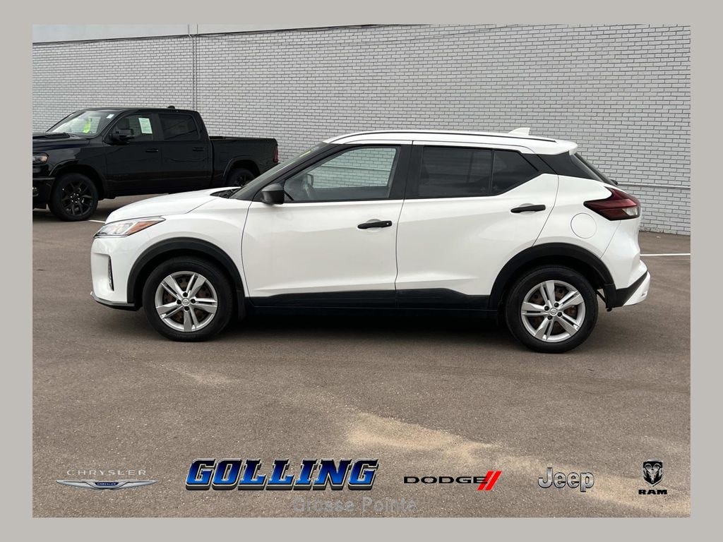 Used 2023 Nissan Kicks S SUV