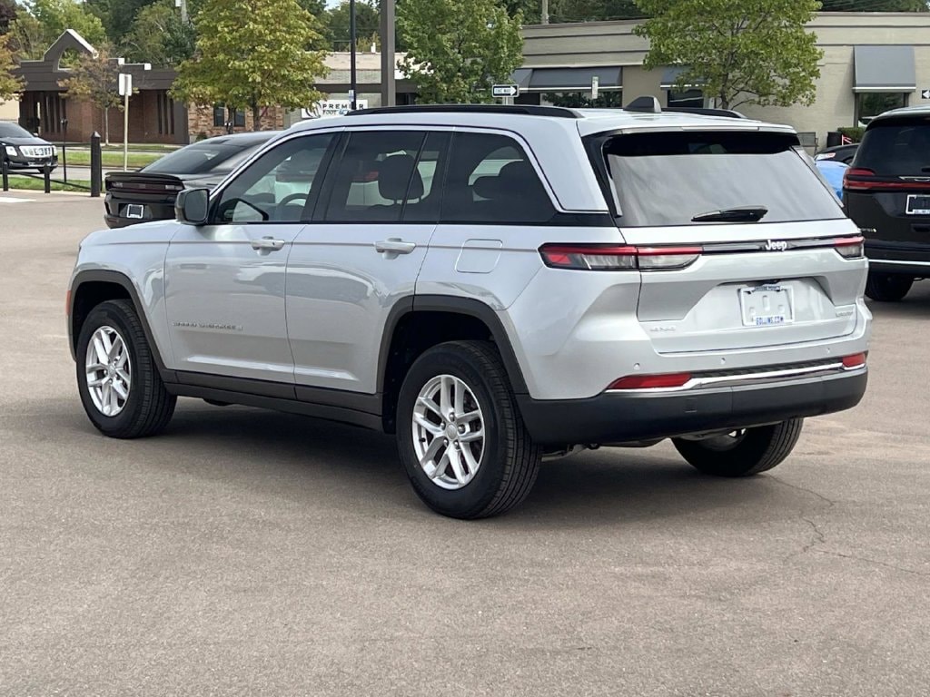 Used 2025 Jeep Grand Cherokee Laredo X SUV