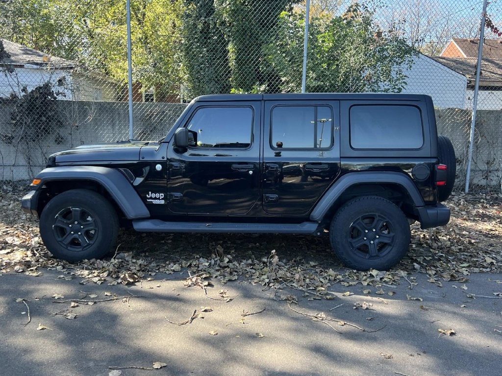 Used 2018 Jeep All-New Wrangler Unlimited Sport S with VIN 1C4HJXDG3JW178337 for sale in Detroit, MI