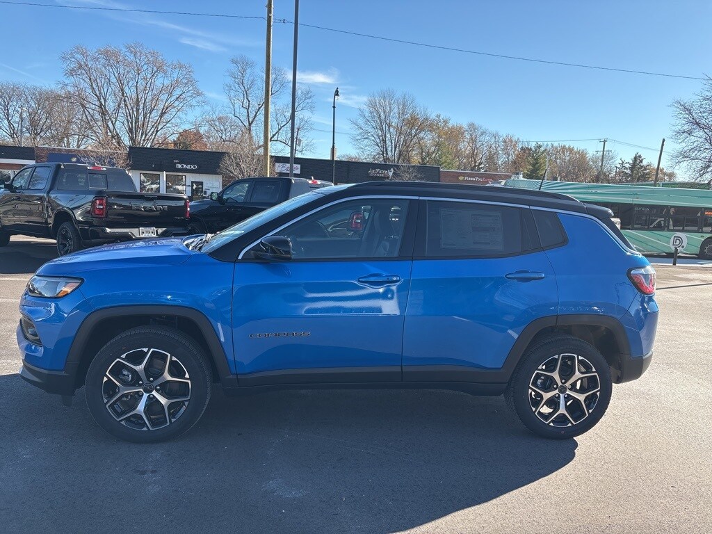 New 2026 Jeep Compass LIMITED 4X4 Sport Utility