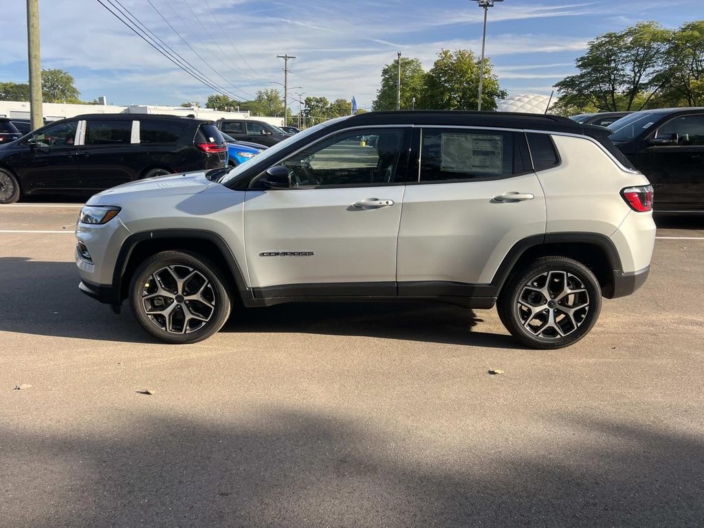 New 2026 Jeep Compass LIMITED 4X4 Sport Utility