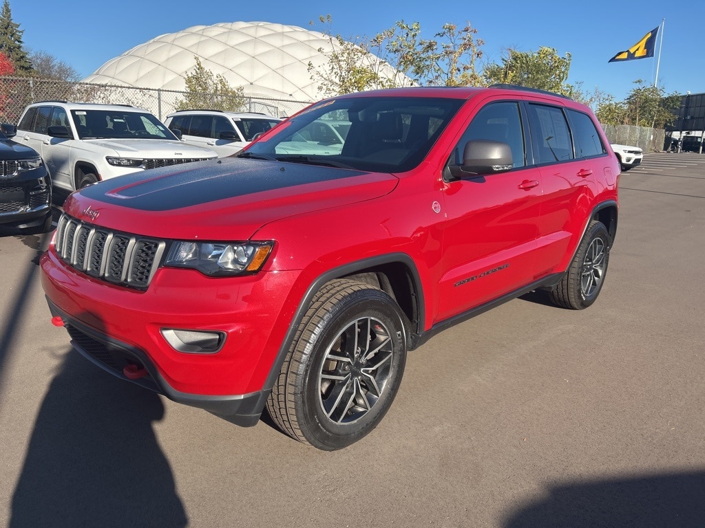 2019 Jeep Grand Cherokee Trailhawk's photo