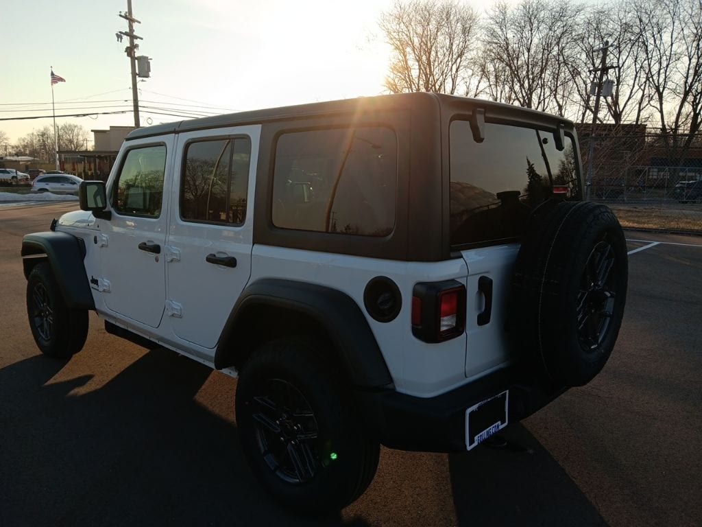 New 2026 Jeep Wrangler 4-DOOR SPORT S Sport Utility