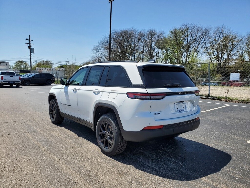 2025 Jeep Grand Cherokee Altitude X photo 3