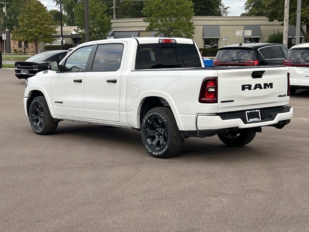 New 2026 Ram 1500 BIG HORN CREW CAB 4X4 5'7 BOX Pickup