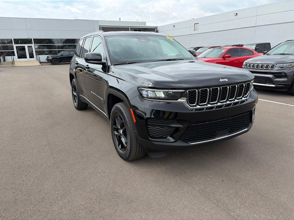 Certified 2023 Jeep Grand Cherokee Laredo SUV