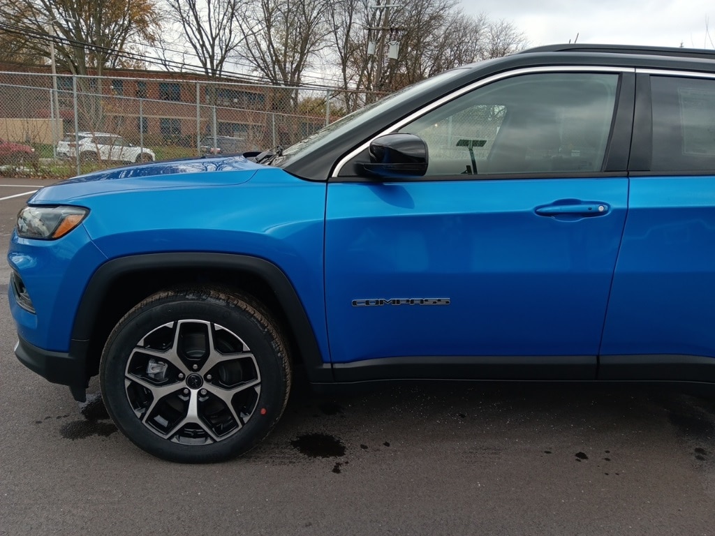 New 2026 Jeep Compass LIMITED 4X4 Sport Utility