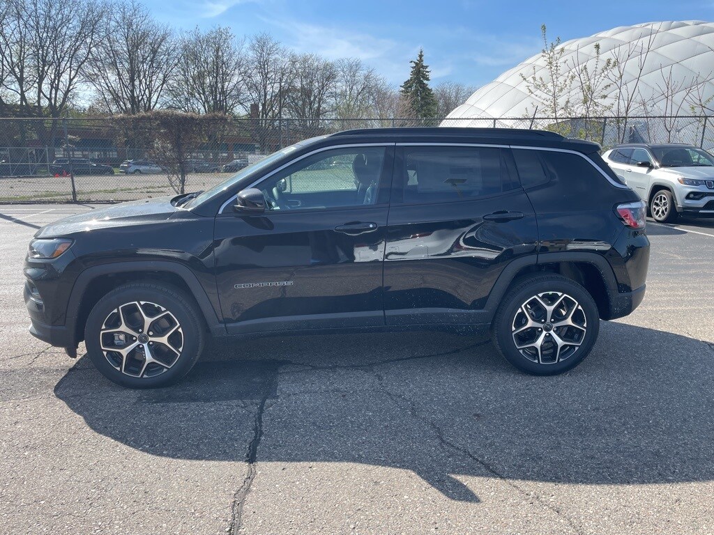 2025 Jeep Compass Limited photo 3