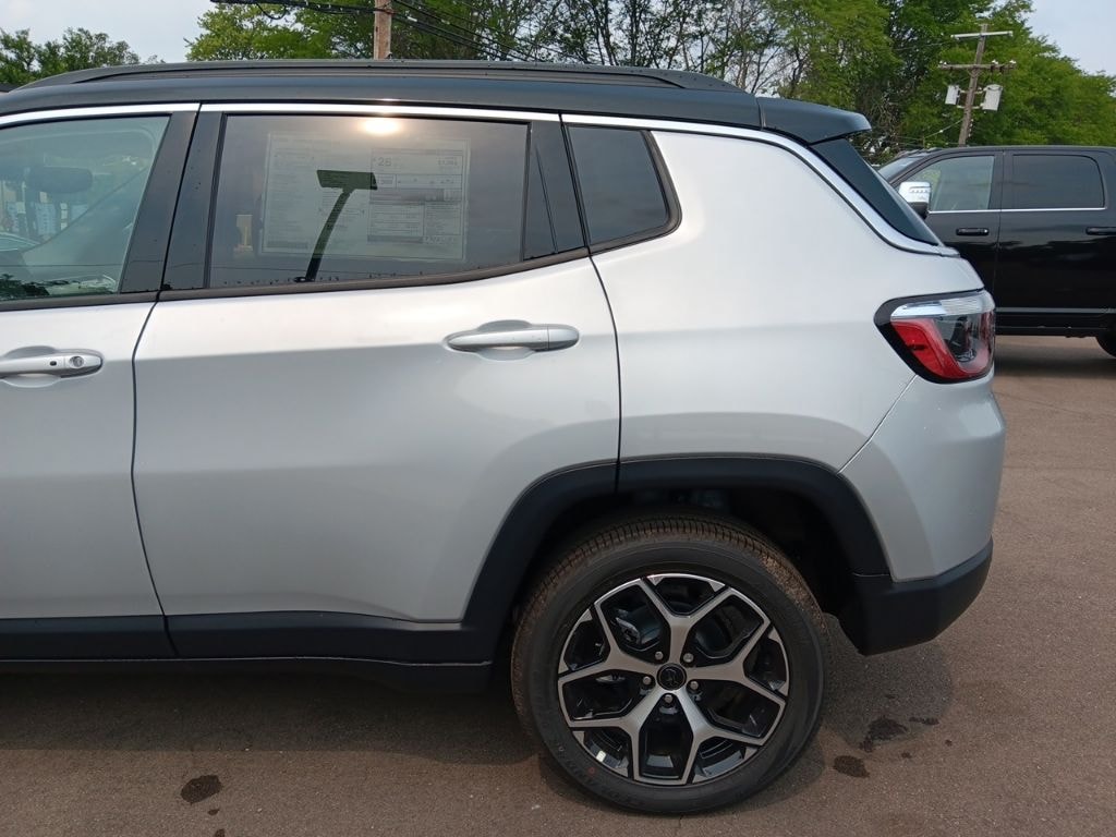 New 2026 Jeep Compass LIMITED 4X4 Sport Utility