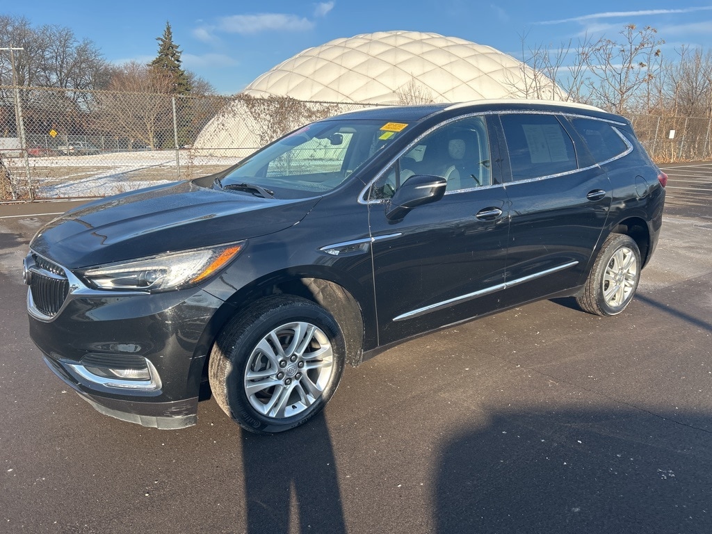2020 Buick Enclave Essence's photo
