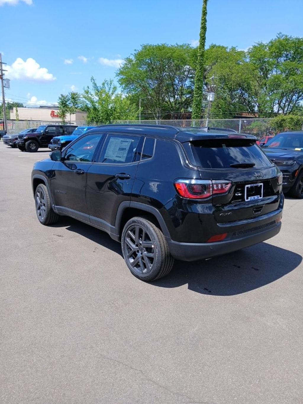 New 2026 Jeep Compass LIMITED ALTITUDE 4X4 Sport Utility