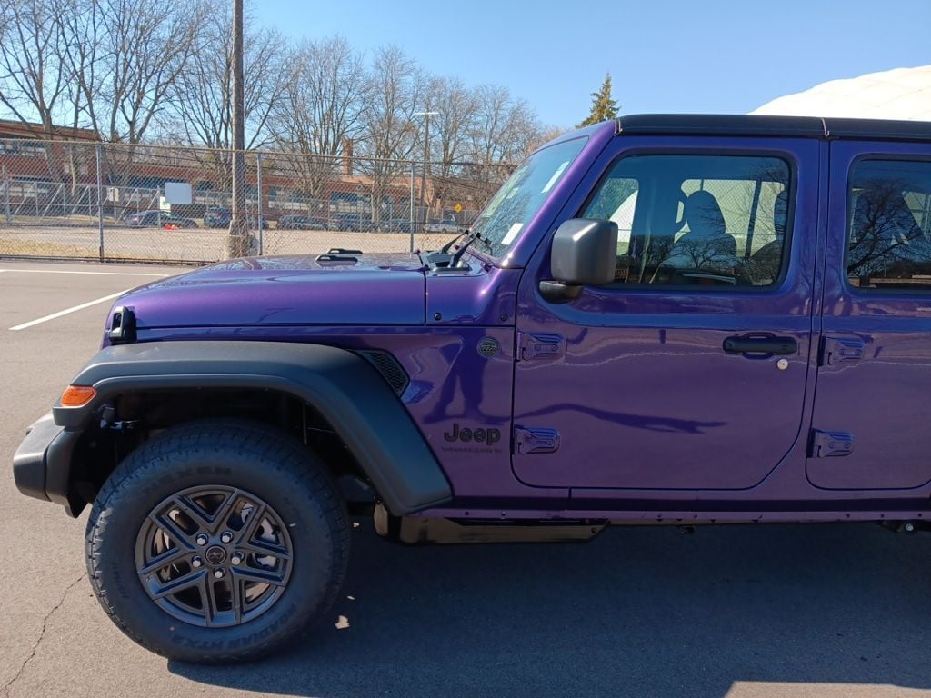 New 2026 Jeep Wrangler 4-DOOR SPORT S Sport Utility