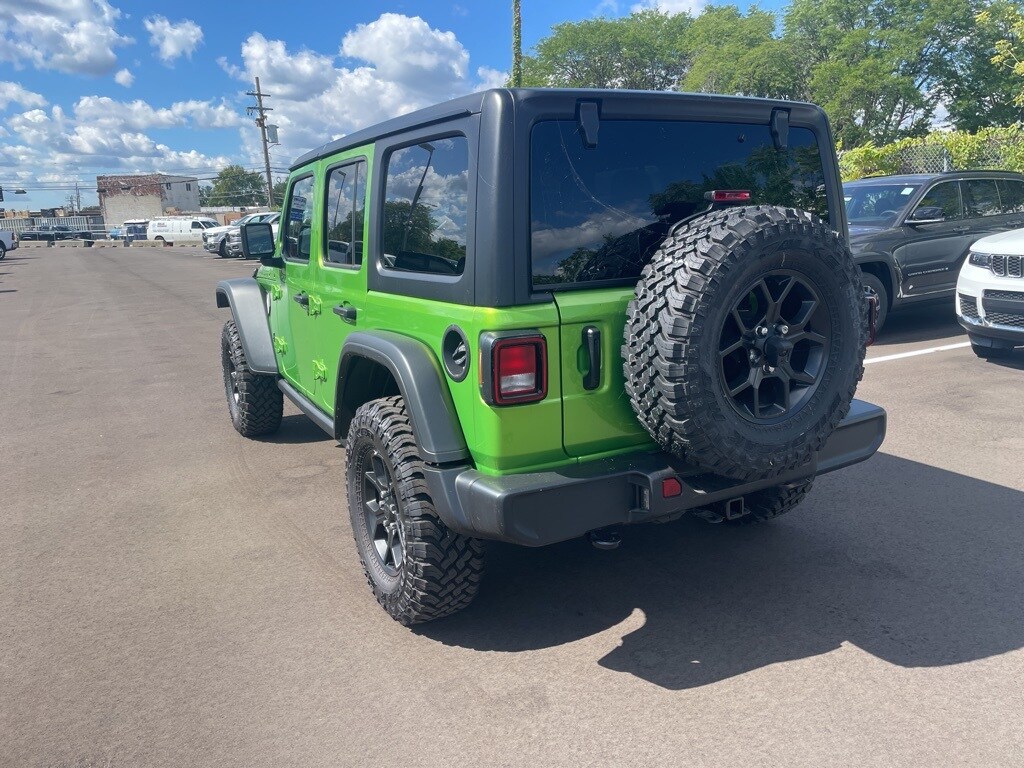 2025 Jeep Wrangler Willys photo 4