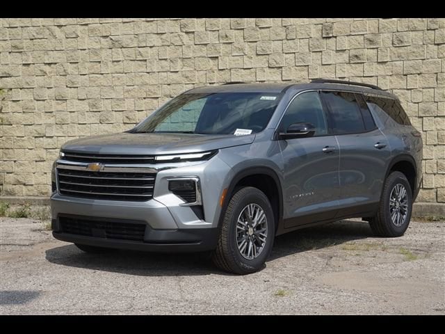 2026 Chevrolet Traverse LT's photo