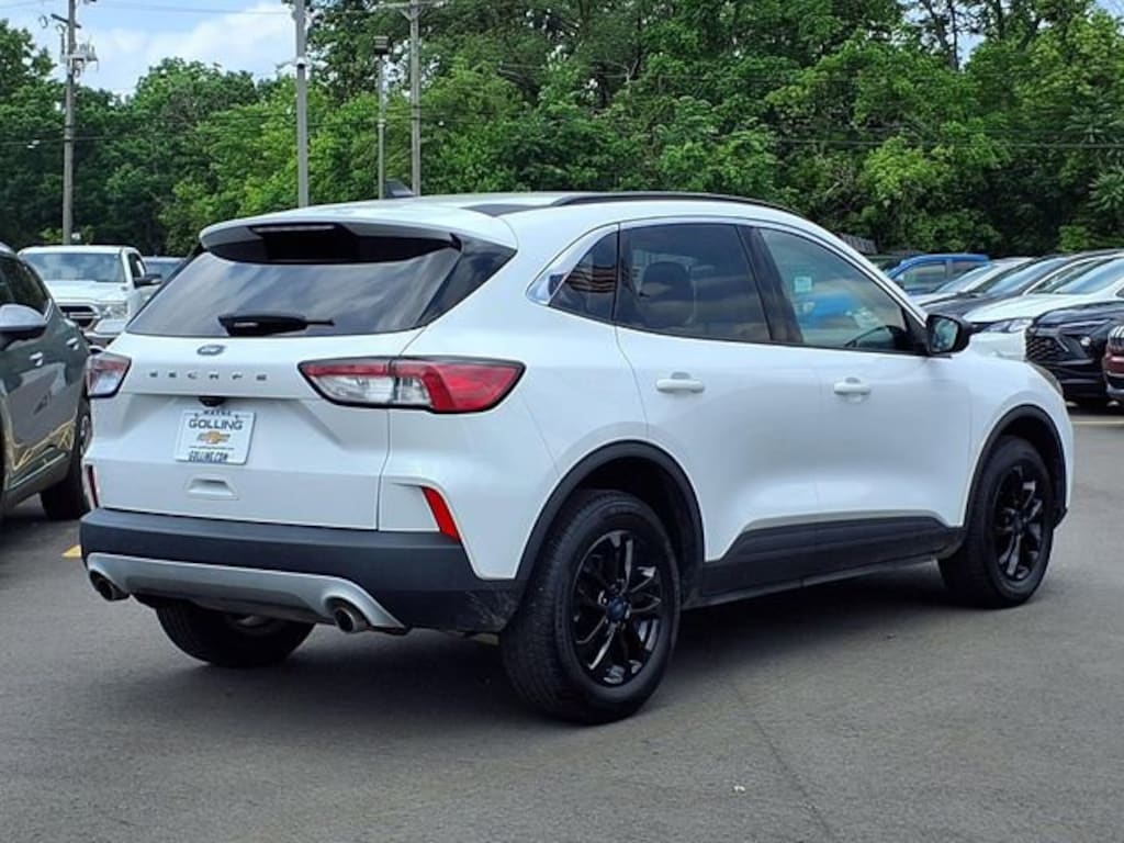 Used 2022 Ford Escape SE SUV