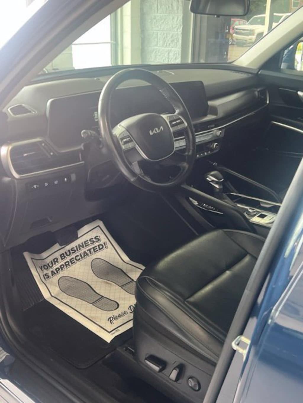 Used 2025 Kia Telluride S SUV