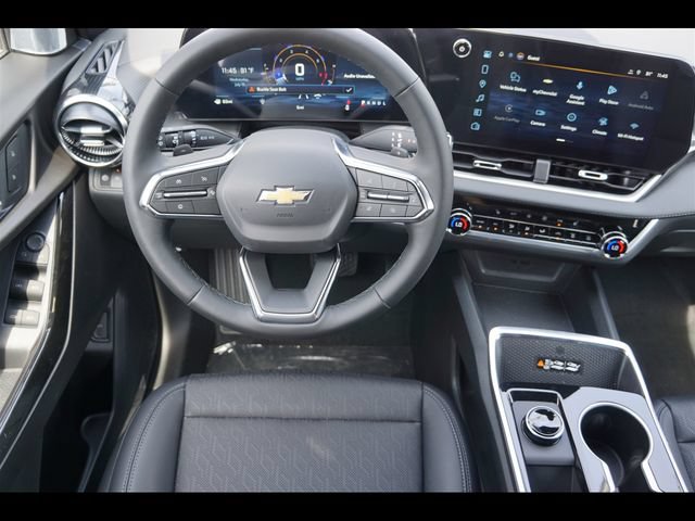 2027 Chevrolet Equinox LT - Photo 6