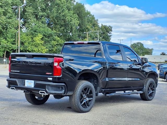 2024 Chevrolet Silverado 1500 RST photo 2