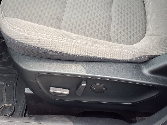 Used 2022 Ford Escape SE SUV