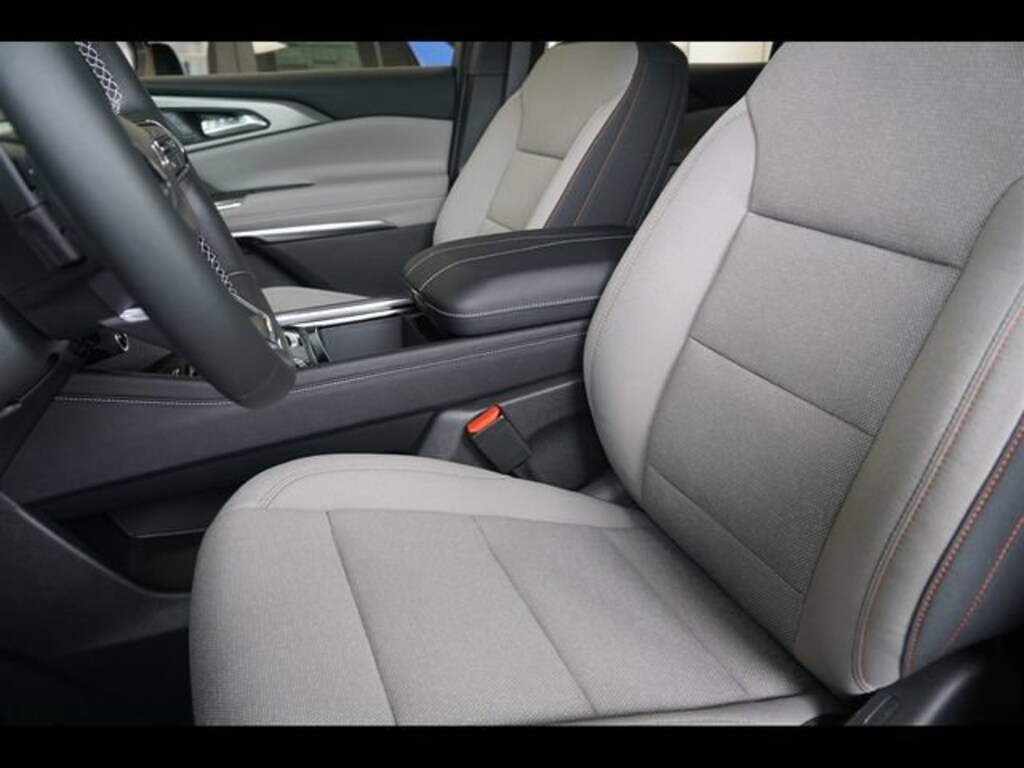 New 2026 Chevrolet Traverse LT SUV