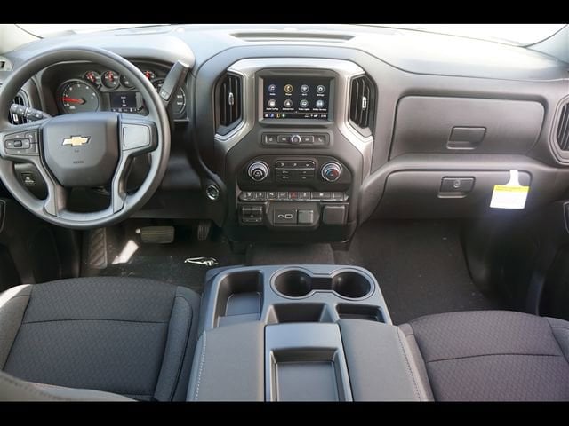 2026 Chevrolet Silverado 2500 HD Custom - Photo 11