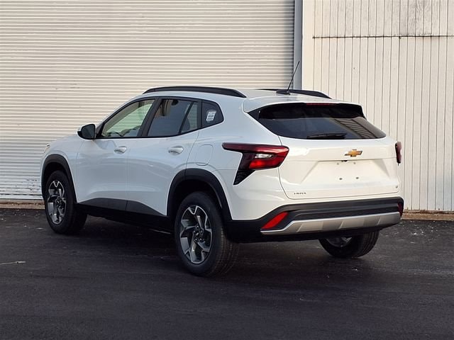 2026 Chevrolet Trax LT - Photo 18