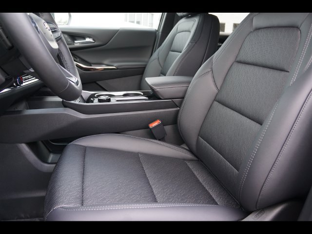 2027 Chevrolet Equinox LT - Photo 3