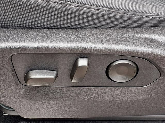2026 Chevrolet Silverado 1500 LT - Photo 4